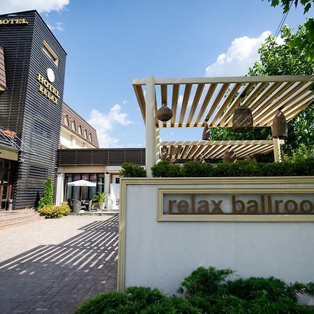 Hotel Relax Craiova Eksteriør billede