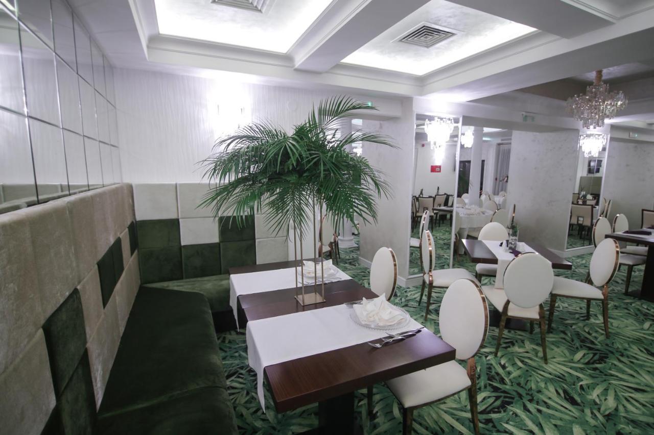 Hotel Relax Craiova Eksteriør billede