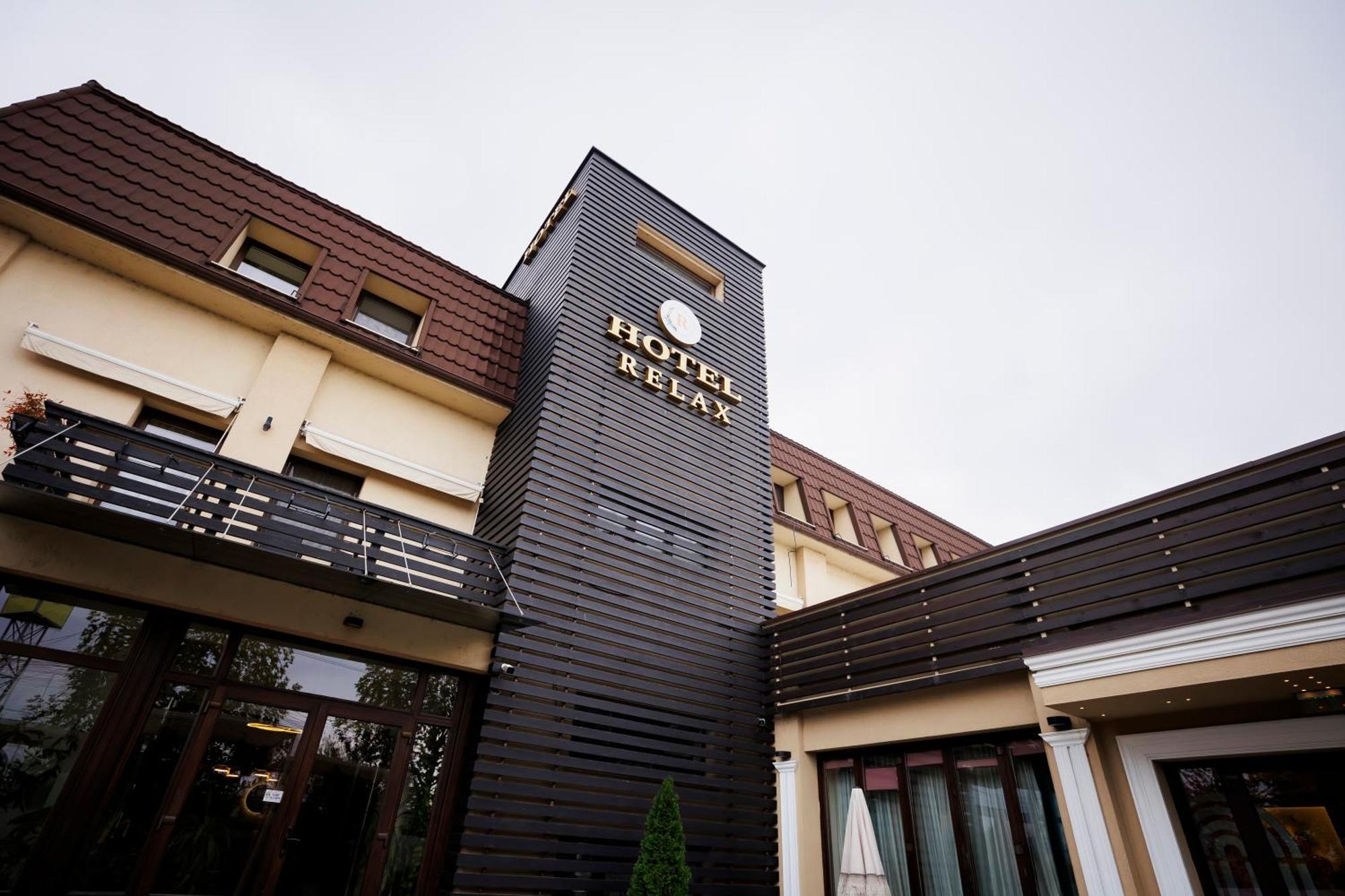 Hotel Relax Craiova Eksteriør billede