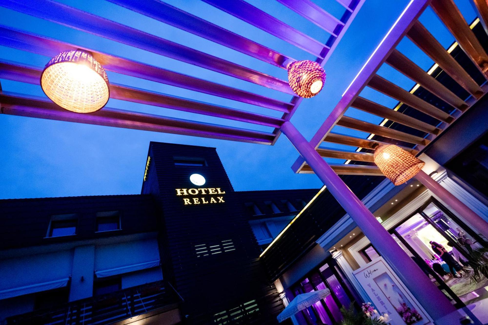 Hotel Relax Craiova Eksteriør billede