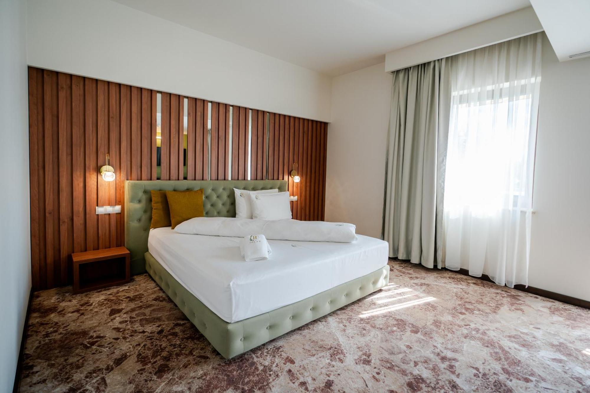 Hotel Relax Craiova Eksteriør billede