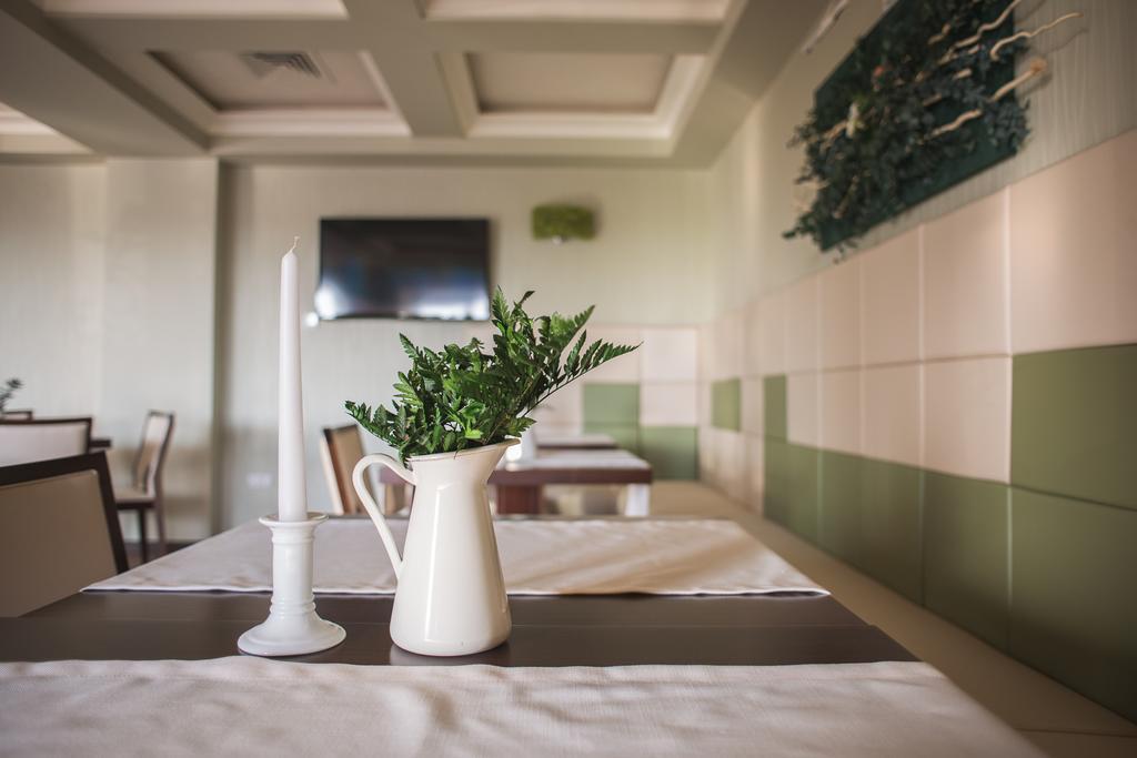 Hotel Relax Craiova Eksteriør billede