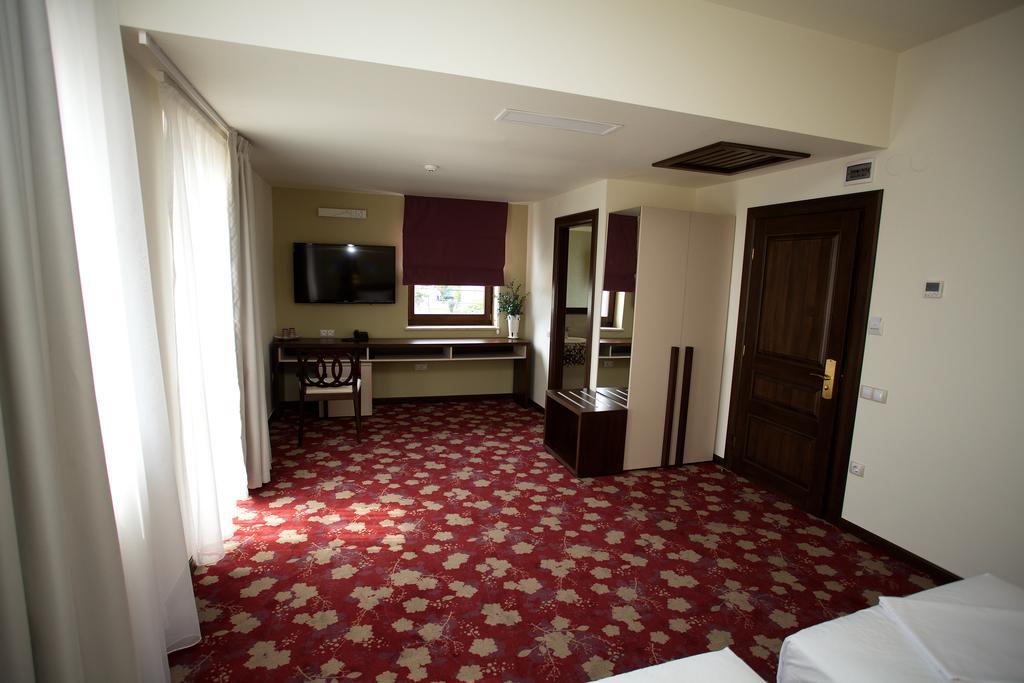 Hotel Relax Craiova Eksteriør billede