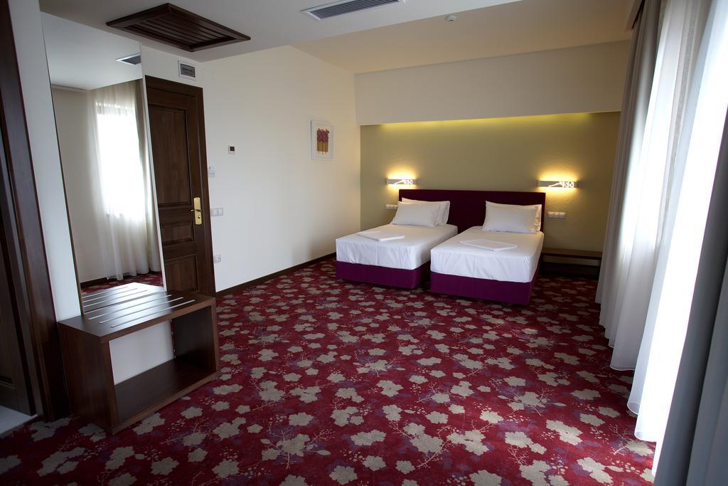 Hotel Relax Craiova Eksteriør billede