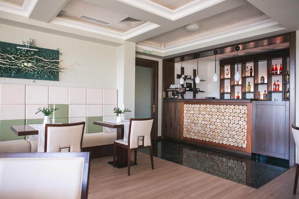 Hotel Relax Craiova Eksteriør billede